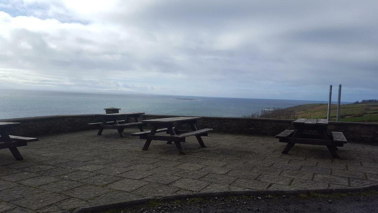 Sliabh Liag Inn Carrick  Esterno foto